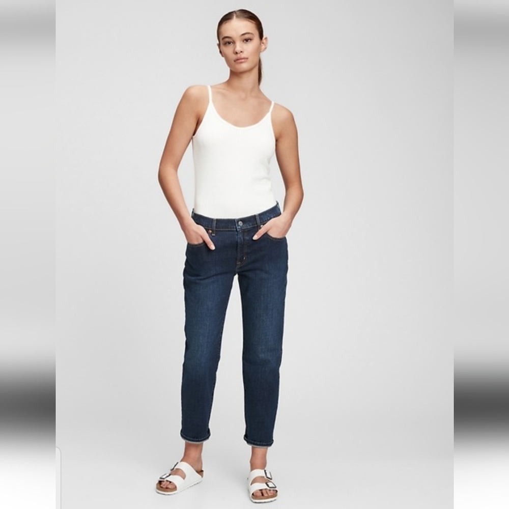 d.Jeans Straight High Rise Girlfriend Jeans